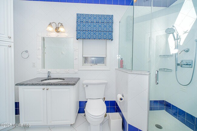 Building Photo - 257 Beach Front