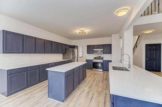 Building Photo - 5610 Heartland Ct