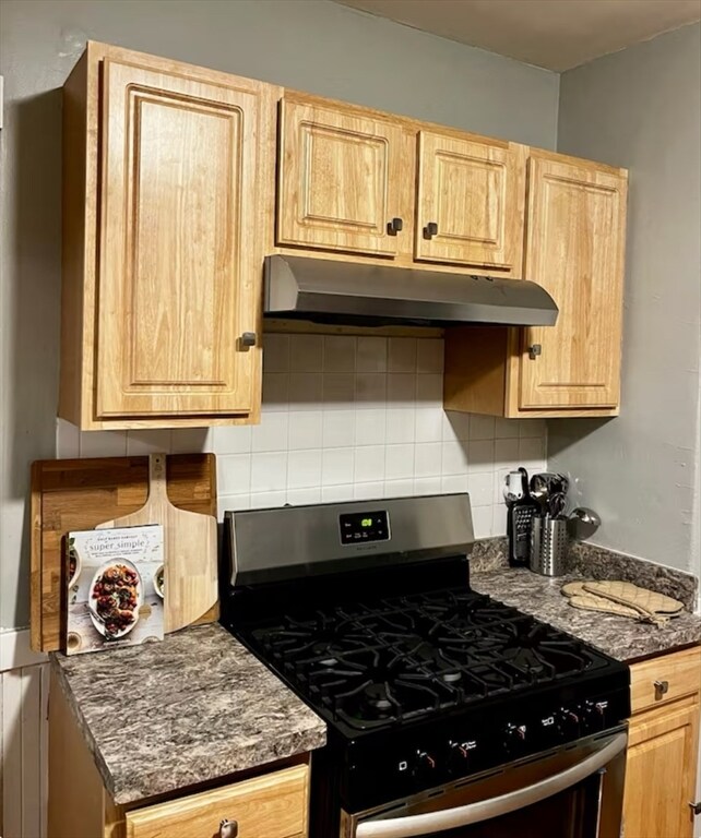 Building Photo - 218 Wood Ave