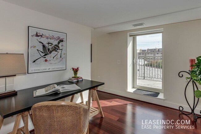 Building Photo - 2425 L St NW