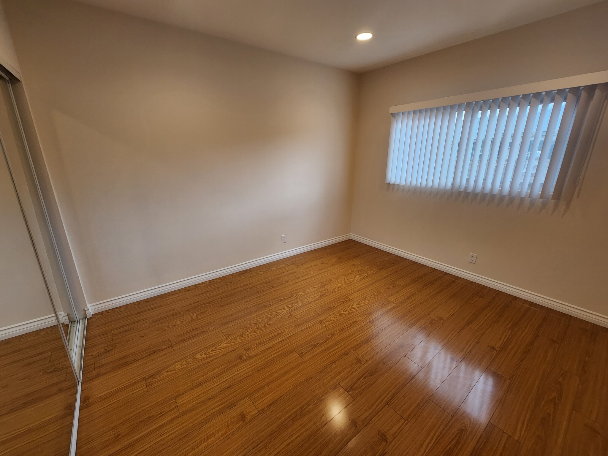 Building Photo - 212 N Jackson St