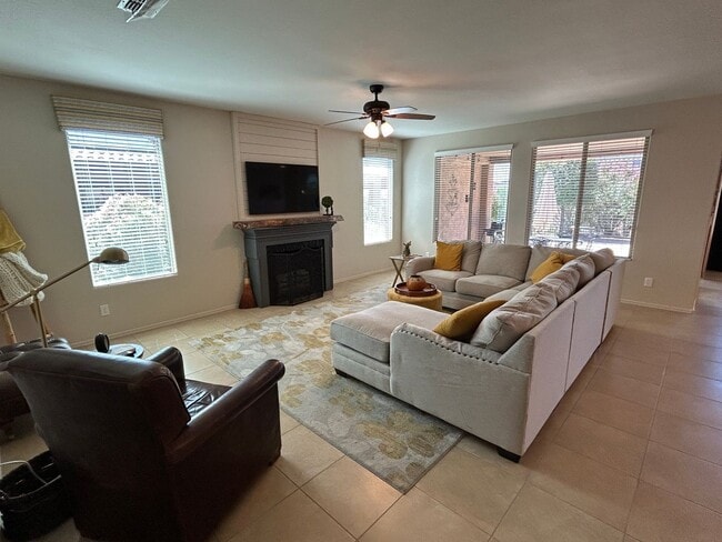 Building Photo - 26864 W Piute Ave