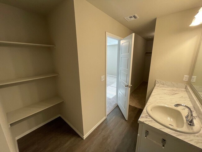 Building Photo - *MARCH MADNESS SAVINGS!* Four Bedroom | Tw...