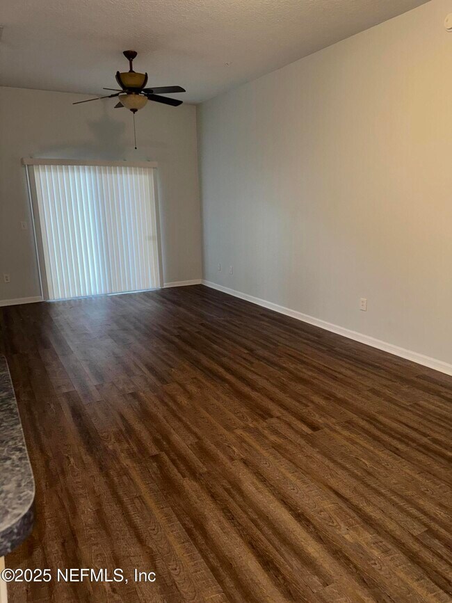 Building Photo - 7047 Deer Lodge Cir
