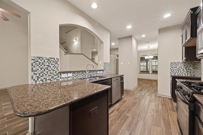 Building Photo - 2510 Shady Falls Ln