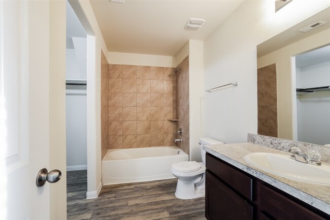 Building Photo - 13122 City Grn Trl