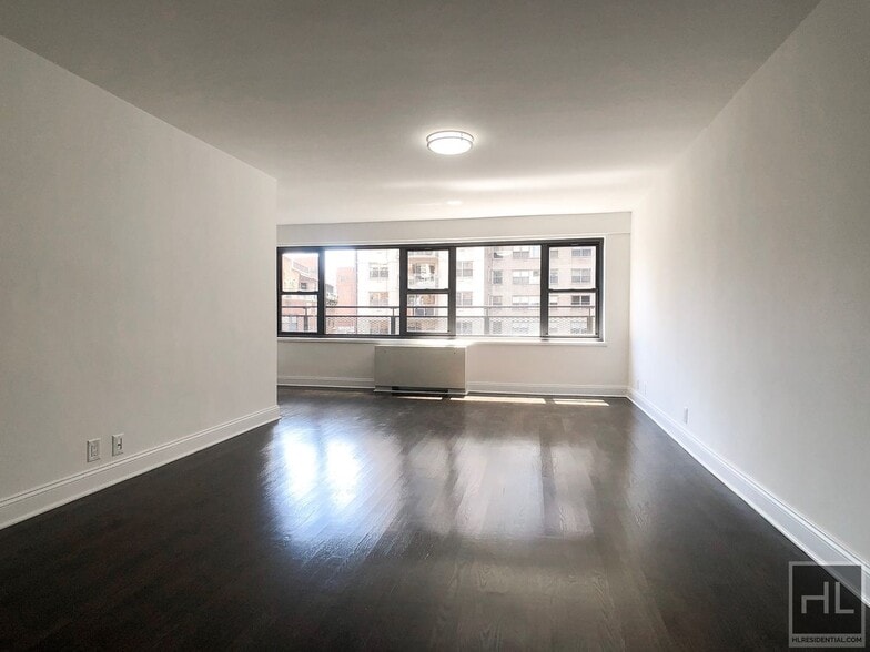 Building Photo - EAST 56 STREET
