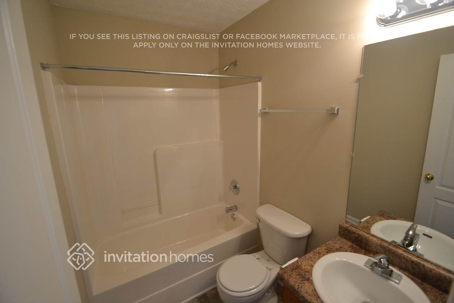 Building Photo - 485 Rosewood Cir