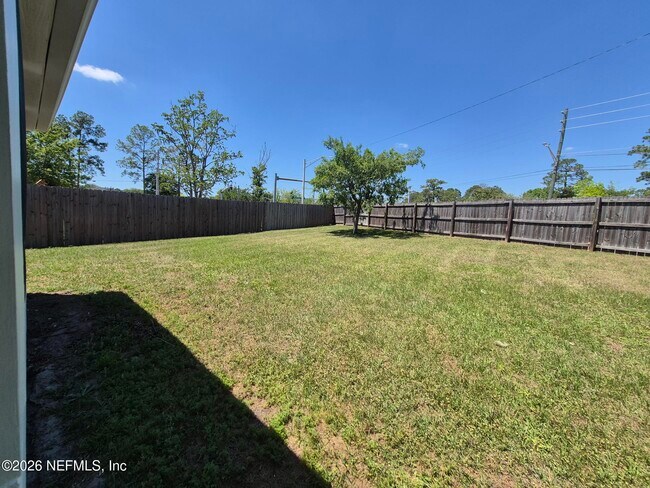 Building Photo - 8513 Rockridge Dr
