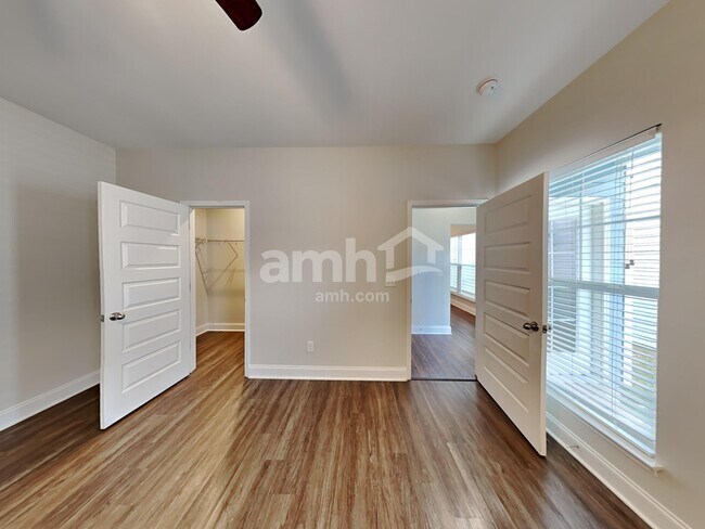 Building Photo - 5080 Mountain Springs Rd