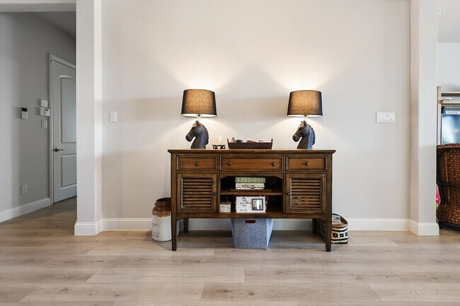 Building Photo - 209 Chesapeake Dr