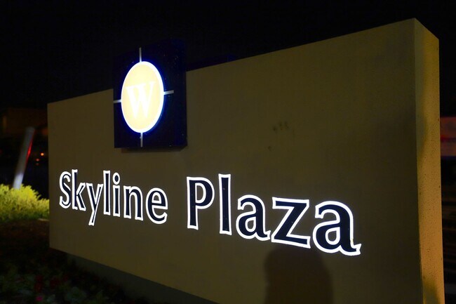 Building Photo - 140 Avalon Dr