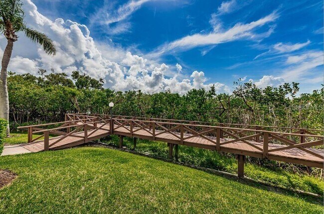 Building Photo - 1316 Pasadena Ave S