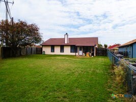 Building Photo - 102 Lariat Cir