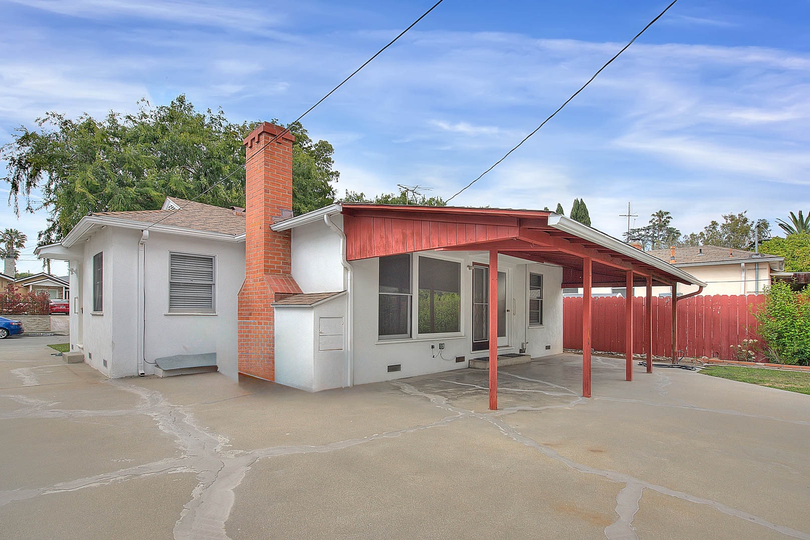 Building Photo - 10860 Oregon Ave
