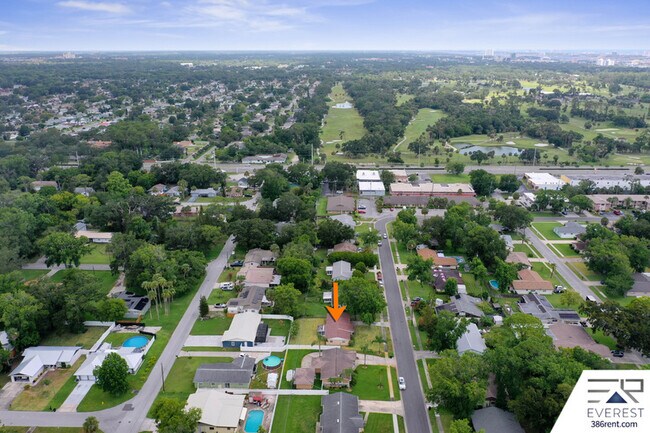 Building Photo - 1706 Western Rd