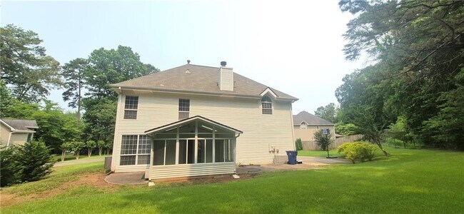 Building Photo - 4937 Chalden Ln NE