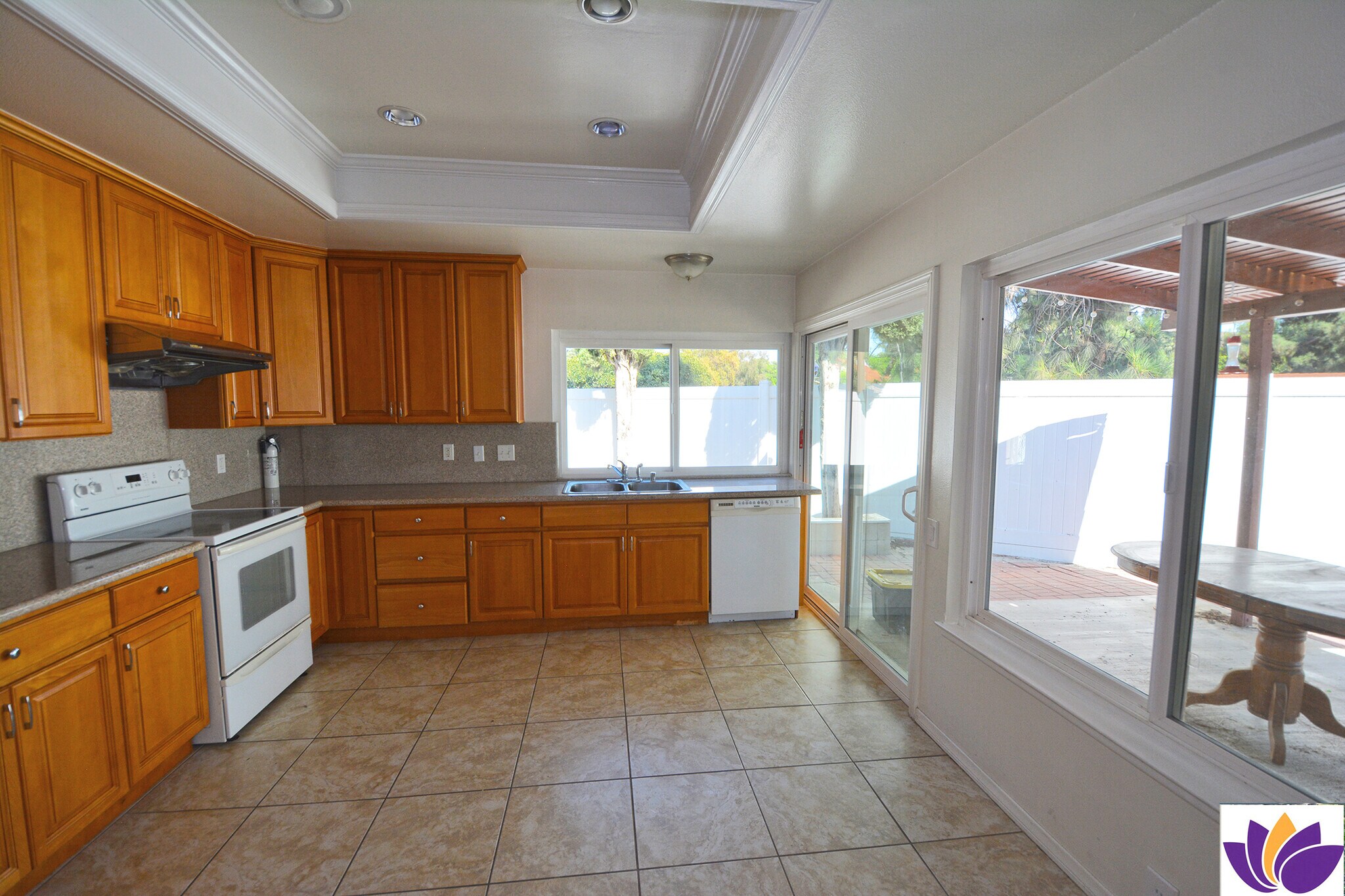 Building Photo - 3025 Morningside Dr