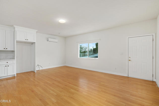 Building Photo - 412 Sinclair Ave