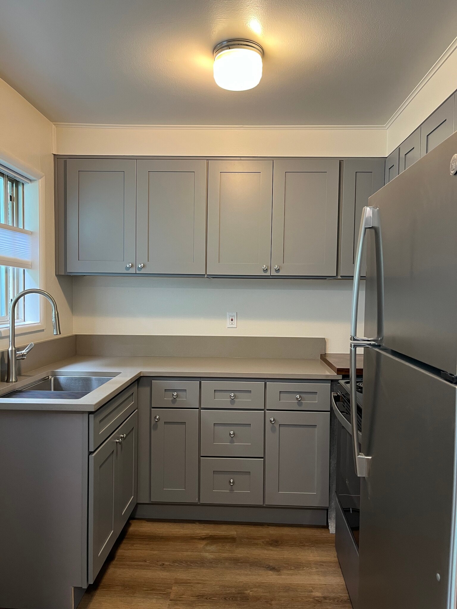 Kitchen - 2365 SE 45th Ave