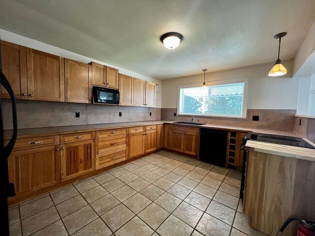 Building Photo - House in Yakima!