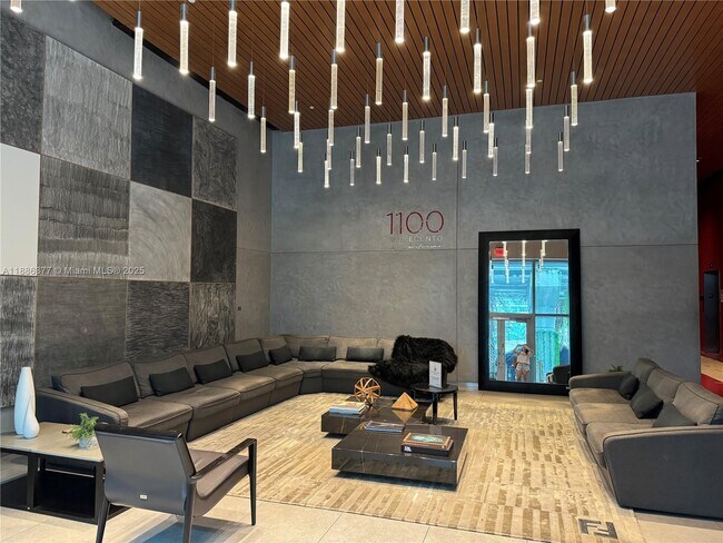 Building Photo - 1100 S Miami Ave