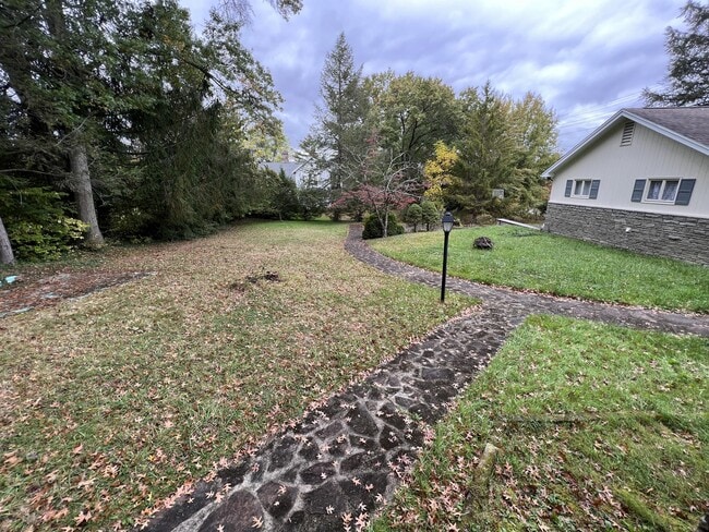 Building Photo - 3329 Collins Ferry Rd