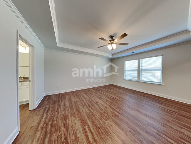 Building Photo - 174 Larragan Dr