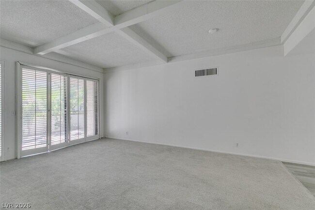 Building Photo - 3452 Pino Cir