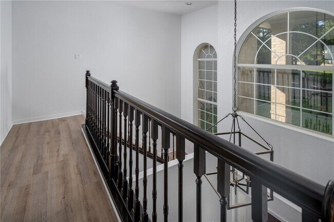 Building Photo - 1306 Arronimink Cir