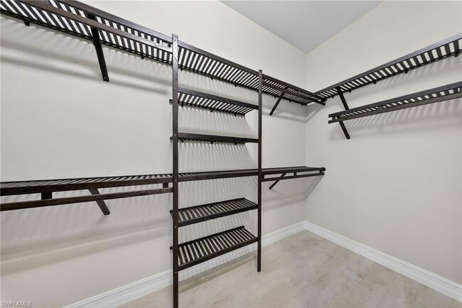 Building Photo - 14930 Blue Bay Cir