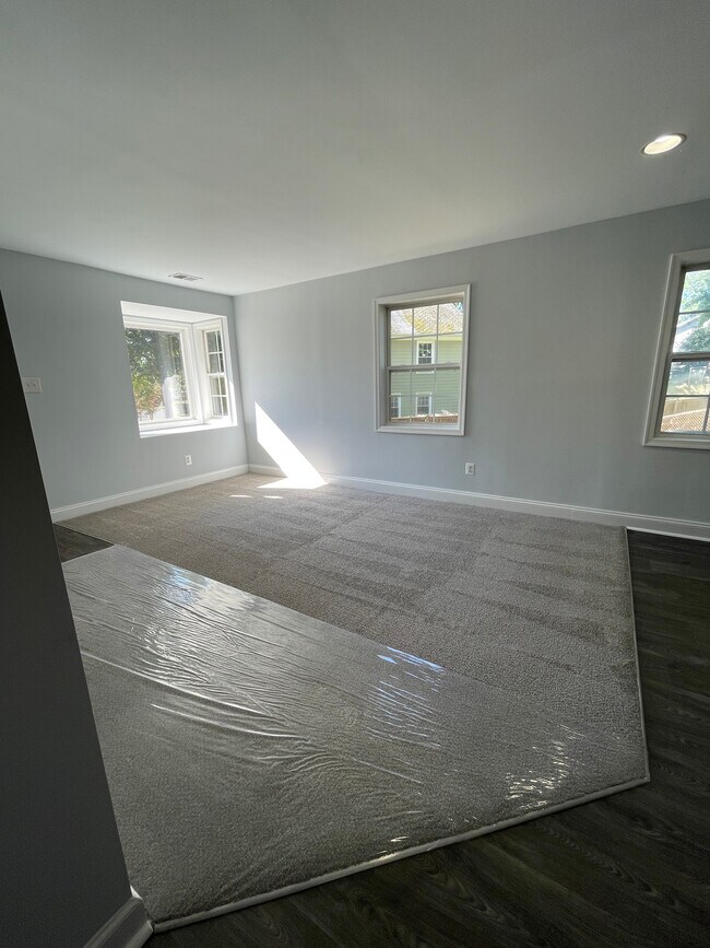 Building Photo - 3128 Headrow Cir