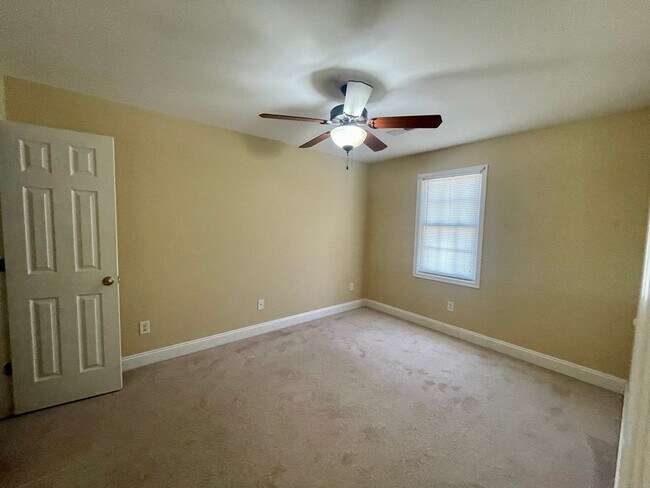 Building Photo - End Unit! - Colonial Inspired Three Story ...