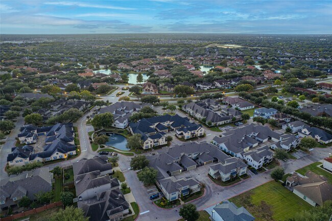 Building Photo - 4222 Stonebrook Ln