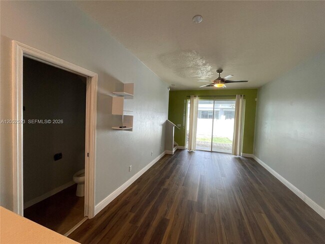 Building Photo - 9038 Shepton St