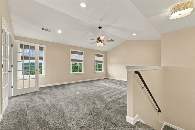 Building Photo - 1414 Chantilly Ln