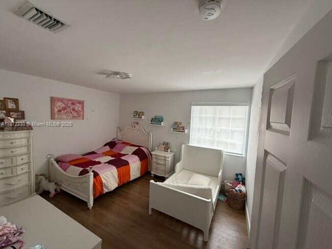 Building Photo - 6901 NW 112th Ave