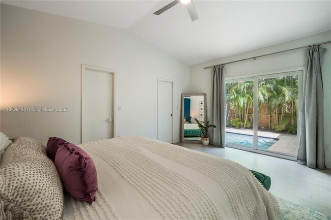 Building Photo - 4183 Pamona Ave