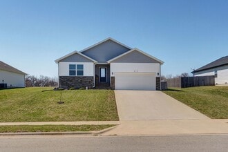 Building Photo - Charming 3 bedroom in Nixa schools!