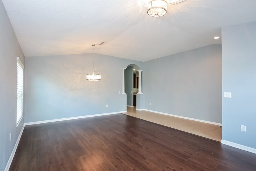 Building Photo - 7319 Tangle Bend Dr