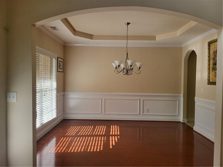 Building Photo - 1080 Colgan Ct