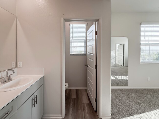 Building Photo - ~ AVAILABLE NOW ~ New Construction Home for Rent in the NEW Heirloom Farms Community in Temecula!