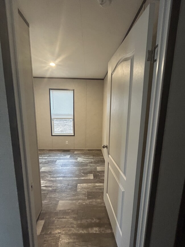 Building Photo - 205 Addison St