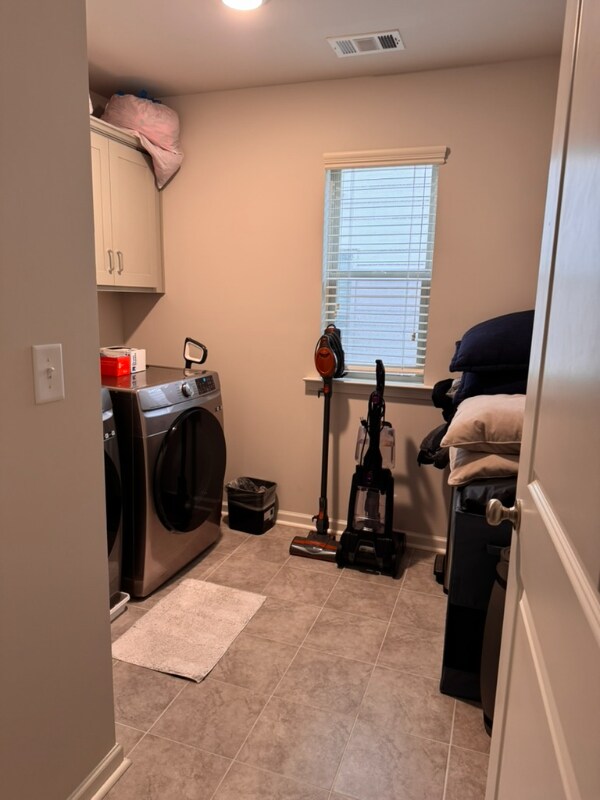 Building Photo - 2945 Cottage Ln