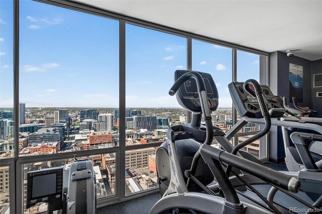 Building Photo - 1625 Larimer St