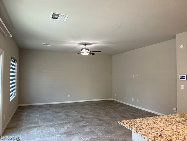 Building Photo - 7521 Dragonfruit Ave