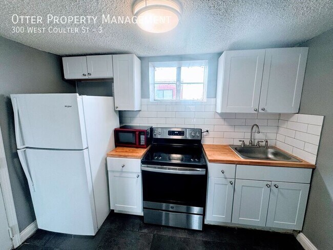 Building Photo - 300 W Coulter St