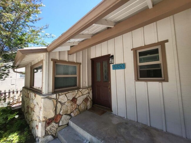Building Photo - Newly Rehabbed Charming 3 Bed 2 Bath Home ...