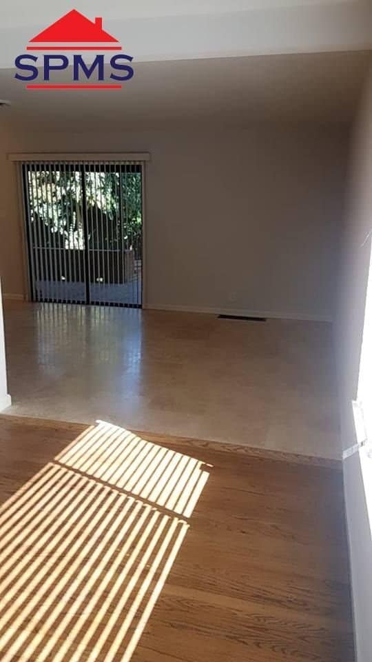 Building Photo - 907 Stern Cir