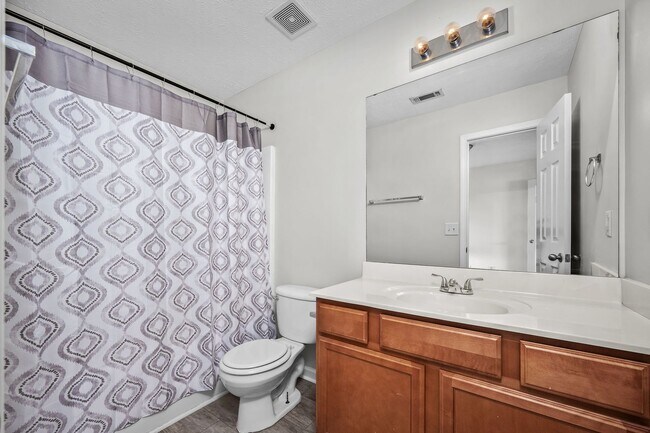 Building Photo - 340 Stewarts Landing Cir